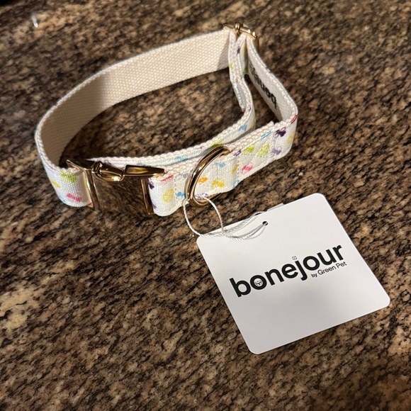 Pooie Vuiton Dog Waste Bags & Leash, Collar, Waste bag dispenser and bowl - Picture 5 of 8